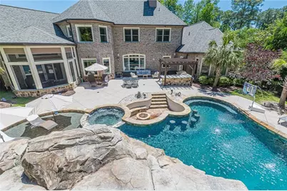 730 Glenairy Drive, Sandy Springs, GA 30328 - Photo 12