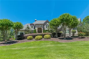 730 Glenairy Dr, Sandy Springs, GA 30328 - Photo 2