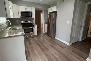 6255 Creekford Ln, Lithonia, GA 30058 - Photo 4