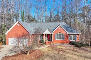 1525 Habersham Pl, Cumming, GA 30041 - Photo 2