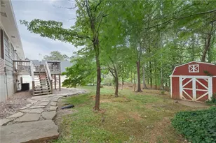 214 N Coleman Rd, Roswell, GA 30075 - Photo 26