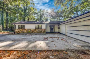1327 Cotton Creek Dr, Lawrenceville, GA 30045 - Photo 12