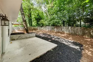627 Ridge Ave, Stone Mountain, GA 30083 - Photo 30