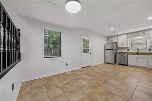 627 Ridge Ave, Stone Mountain, GA 30083 - Photo 10