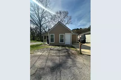 1675 Oak Street NE, Conyers, GA 30012 - Photo 2