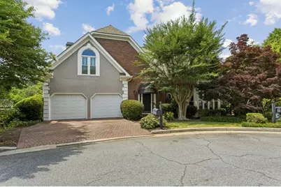 4223 Wieuca Overlook NE, Atlanta, GA 30342 - Photo 2