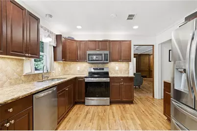 4512 Mountain Creek Drive NE, Roswell, GA 30075 - Photo 16