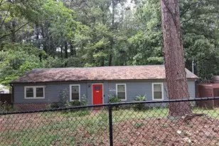 1032 Valley View Rd, Atlanta, GA 30315 - Photo 1