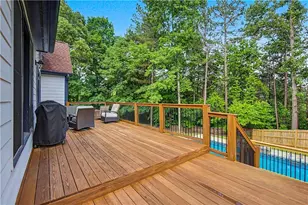 401 The Falls Of Cherokee Dr, Canton, GA 30114 - Photo 38
