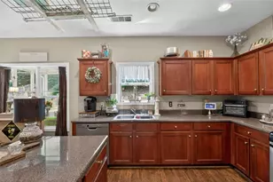 613 Hemlock Ct, Villa Rica, GA 30180 - Photo 12