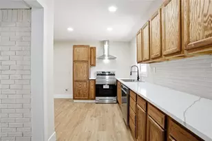 1902 Mural Cir, Morrow, GA 30260 - Photo 12