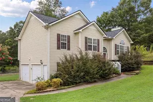 227 Diamond Ct, Carrollton, GA 30116 - Photo 2