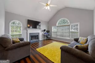 227 Diamond Ct, Carrollton, GA 30116 - Photo 4