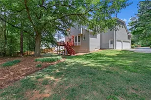 1953 Kennard Pl, Snellville, GA 30078 - Photo 10