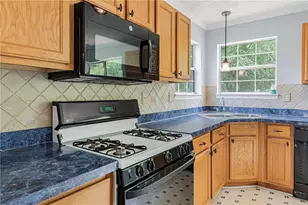 4001 English Valley Dr, Ellenwood, GA 30294 - Photo 16