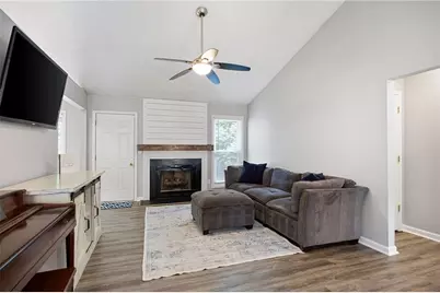 1153 Cool Springs Drive NW, Kennesaw, GA 30144 - Photo 4