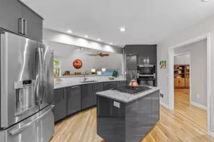 4262 Loch Highland Pkwy, Roswell, GA 30075 - Photo 14