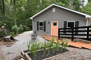 312 Aurum Hill Dr, Cleveland, GA 30528 - Photo 2