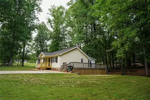 11 Mountainside Dr E, Dawsonville, GA 30534 - Photo 2