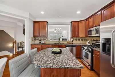 3380 Triview Square, Atlanta, GA 30339 - Photo 8