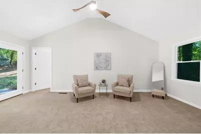 1661 Oak Ridge Circle SW, Stone Mountain, GA 30087 - Photo 34