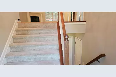 210 Radner Run, Lawrenceville, GA 30043 - Photo 6