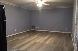 210 Radner Run, Lawrenceville, GA 30043 - Photo 20