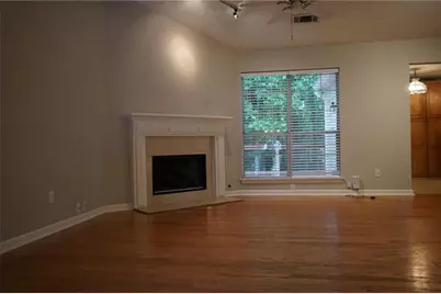 210 Radner Run, Lawrenceville, GA 30043 - Photo 4