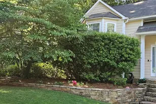 210 Radner Run, Lawrenceville, GA 30043 - Photo 2
