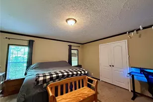 1048 Robin Hood Dr, Murrayville, GA 30564 - Photo 8