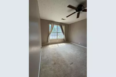1079 Megan Court, Sugar Hill, GA 30518 - Photo 4