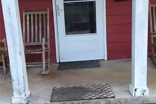 136 Hill St, Commerce, GA 30529 - Photo 6