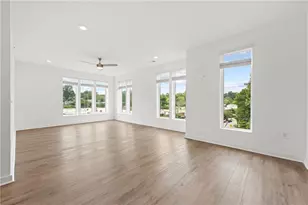 371 Grant Cir SE, Atlanta, GA 30315 - Photo 2