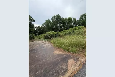 2936 Bridge Drive, Gainesville, GA 30506 - Photo 2