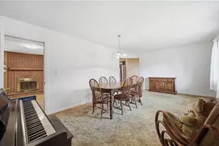 218 Meadow Ln, Cartersville, GA 30120 - Photo 2