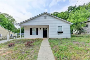 801 Davis St, Monroe, GA 30655 - Photo 1