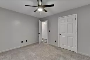 801 Davis St, Monroe, GA 30655 - Photo 30
