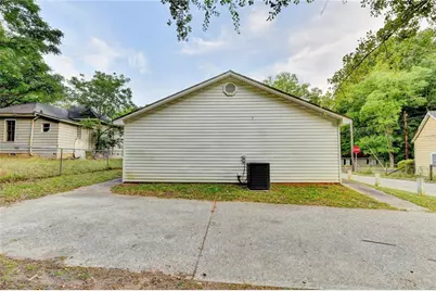 801 Davis Street, Monroe, GA 30655 - Photo 32
