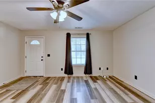 801 Davis St, Monroe, GA 30655 - Photo 6