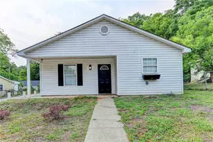 801 Davis St, Monroe, GA 30655 - Photo 2