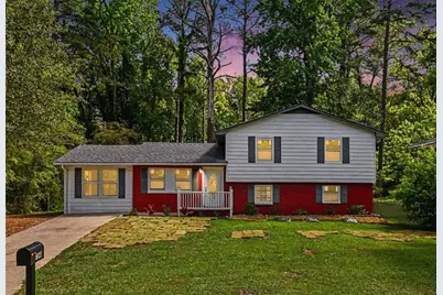 7348 Mockingbird Trail, Riverdale, GA 30274 - Photo 2