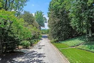 4575 Tall Pines Dr NW, Atlanta, GA 30327 - Photo 22