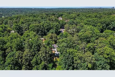 4575 Tall Pines Drive NW, Atlanta, GA 30327 - Photo 18