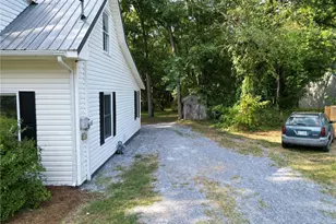 806 Fairview Rd, Rockmart, GA 30153 - Photo 8
