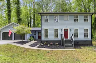 4686 Fountainhead Dr, Stone Mountain, GA 30083 - Photo 2
