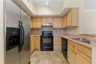 245 Amal Dr SW, Atlanta, GA 30315 - Photo 10
