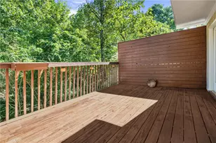 661 N Parkwood Rd, Decatur, GA 30030 - Photo 14