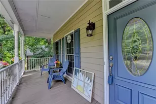 7670 Paces Ln, Gainesville, GA 30506 - Photo 2