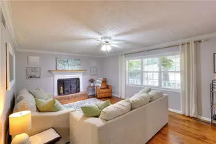 2315 Fisher Dr, Loganville, GA 30052 - Photo 4