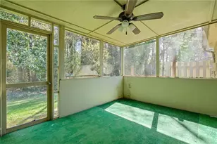 129 Sandalwood Cir, Lawrenceville, GA 30046 - Photo 28